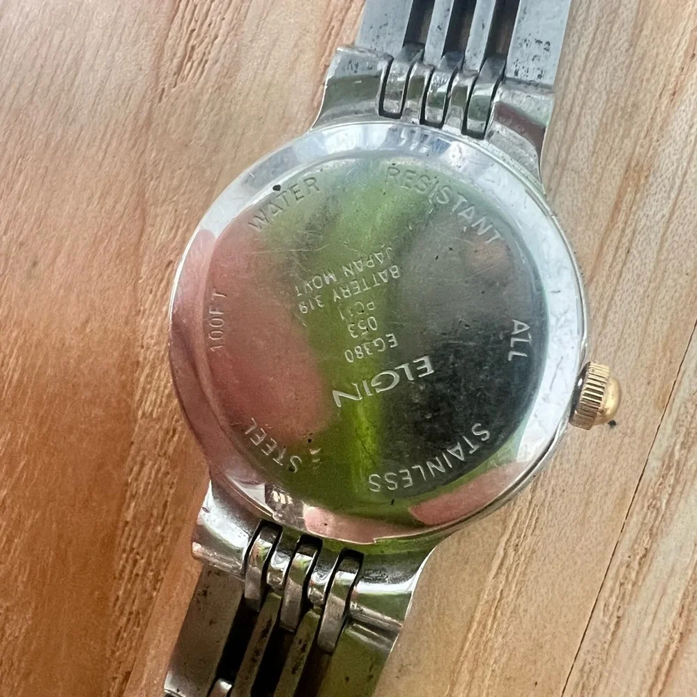 Dainty Elgin ladies two toned dress watch NEW BATTERY